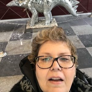 Meet your Posher, Lucy